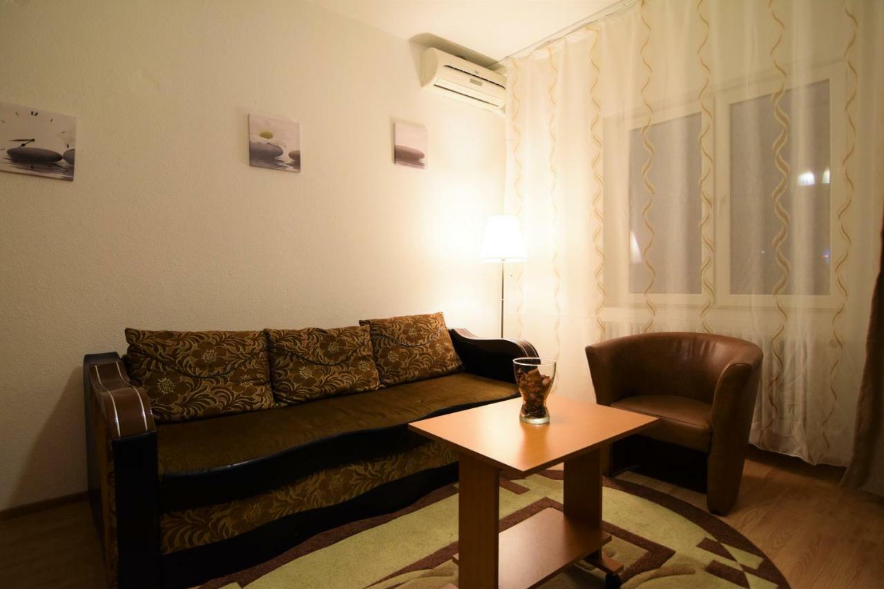 Resedinta Lui Calin Leilighet Bucureşti Eksteriør bilde